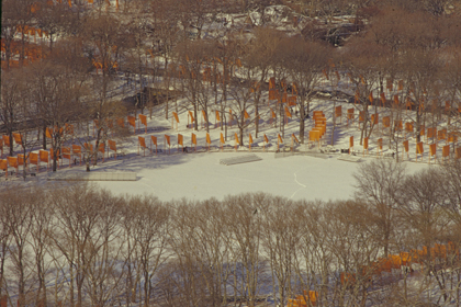 CHRISTO AND JANNE-CLAUDE, NEW YORK: CIRCLE, CURVES AND LINE