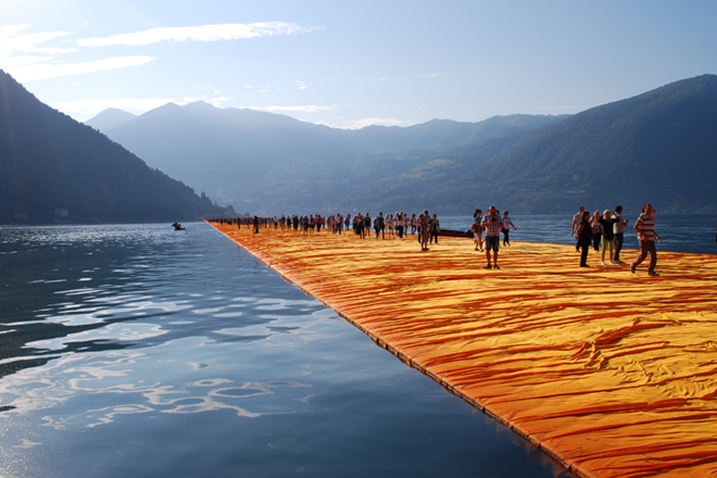 CHRISTO (AND JANNE-CLAUDE), LAGO D'ISEO: CREASES
