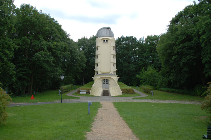 E. MENDELSOHN, POTSDAM: IN A COURTAIN OF TREES