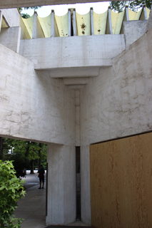 SVERRE FEHN, VENICE: POINTING TO THE CORNER