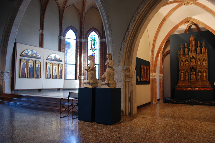 C. SCARPA, VENEZIA: EX CHIESA DI SANTA MARIA DELLA CARIT (Sala 23), CAPPELLA CENTRALE