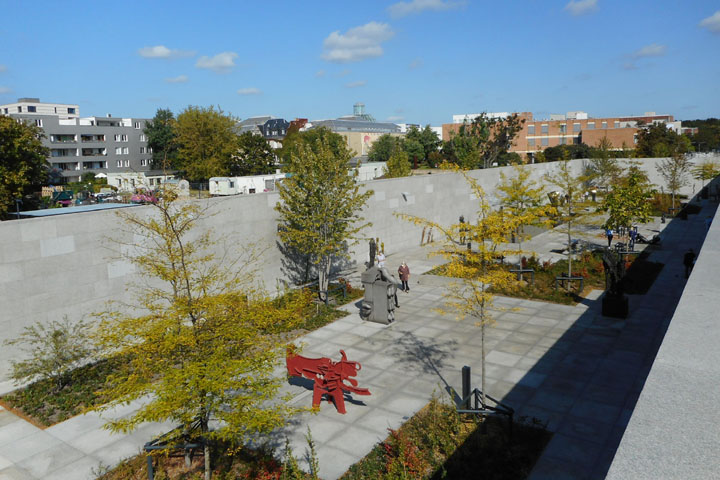 SCULPTURE GARDEN