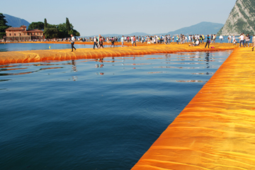 CHRISTO (AND JANNE-CLAUDE), LAGO D'ISEO: “REVERSE”