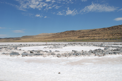 R. SMITHSON, SALT LAKE: THIS SITE WAS A ROTARY THAT ENCLOSED IN AN IMMENSE ROUNDNESS