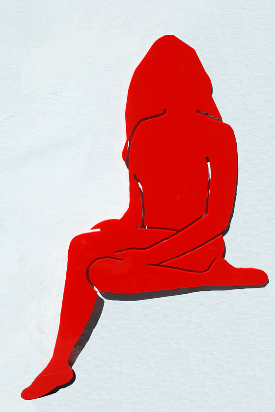 RED WOMAN SHAPE