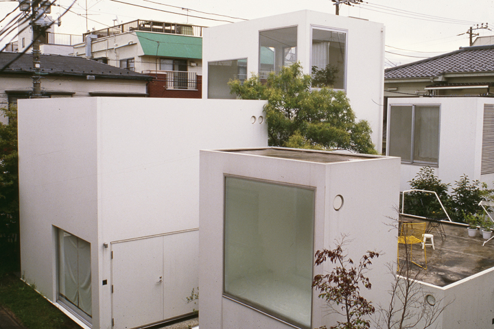 R. NISHIZAWA,TOKYO: CUBIC COMMUNE