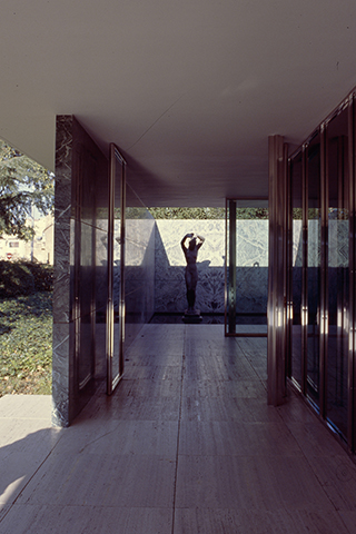 L. MIES VAN DER ROHE, BARCELONA:: �CLOSER TO THE EVENING�